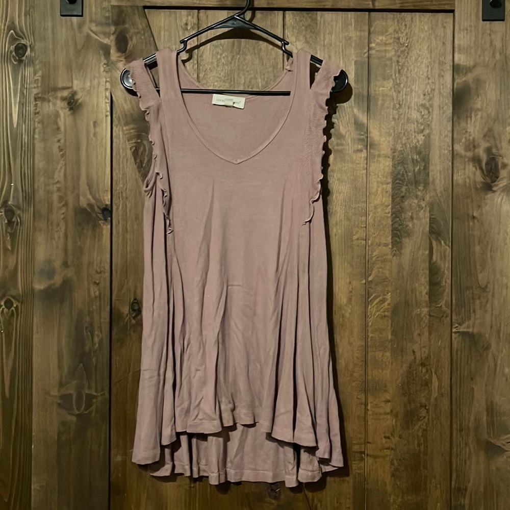 Sleeveless top